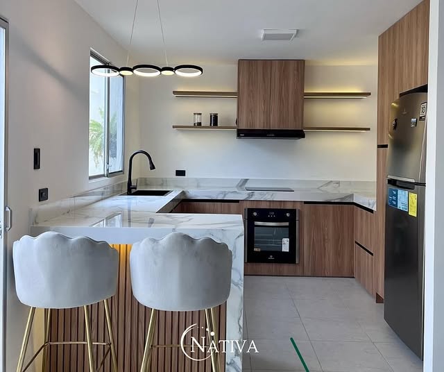 Cocina blanca elegante